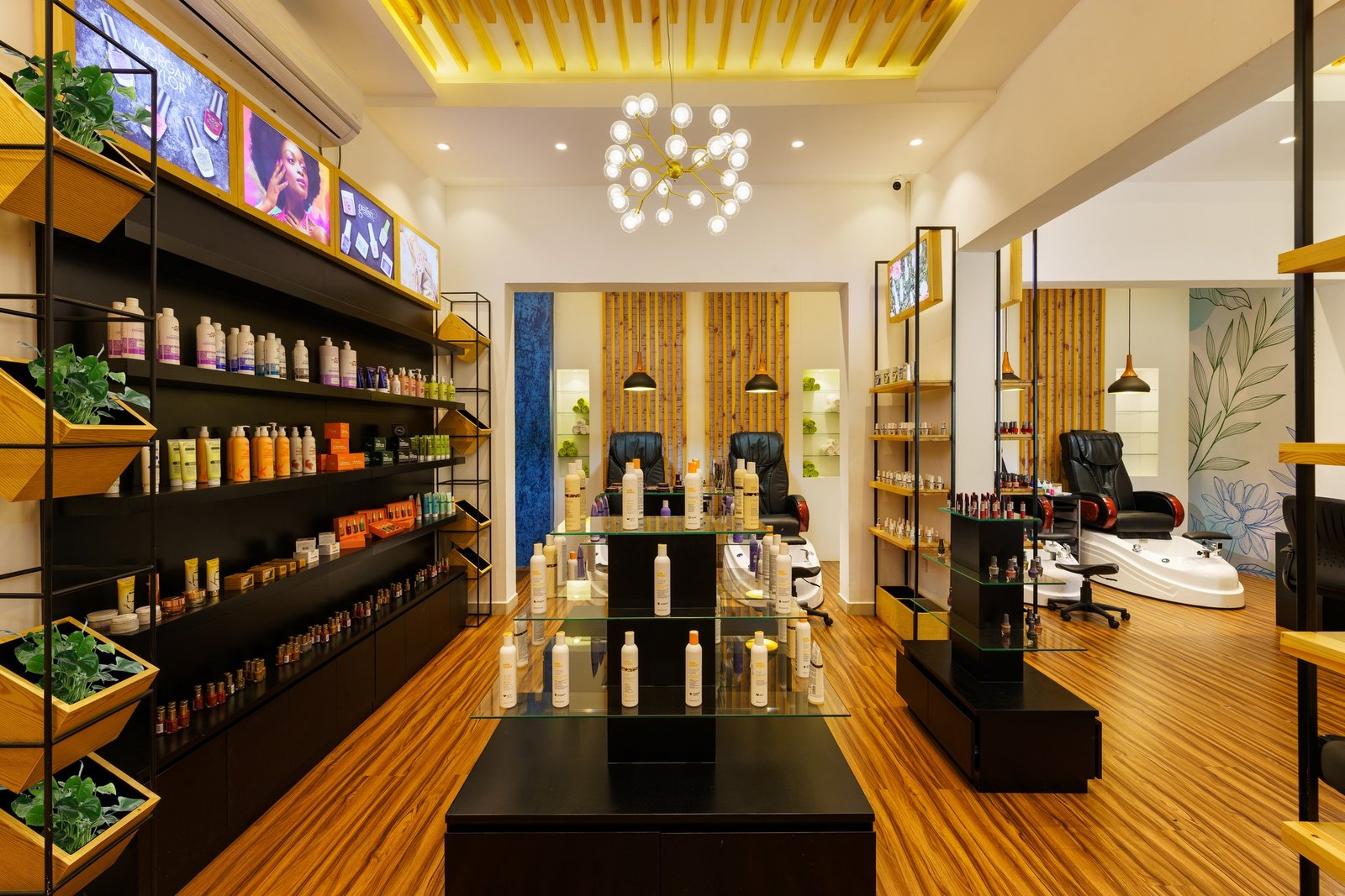 BC Nail Studio, Beverly Street, Rajagiriya
